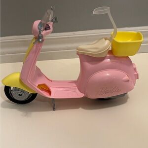 Barbie Vespa Scooter Piaggio Moped Pink 2016
